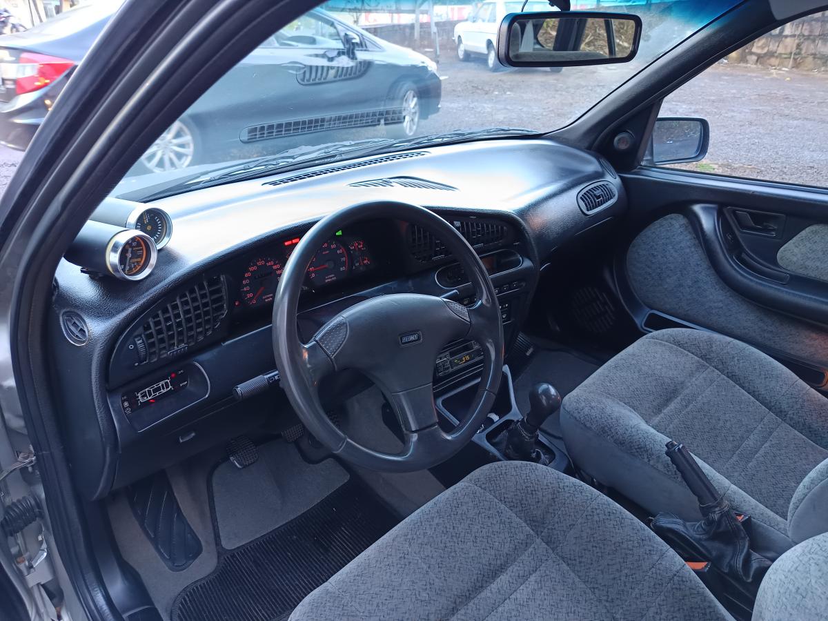Tempra - Foto #13 do anúncio à venda de Carro clássico