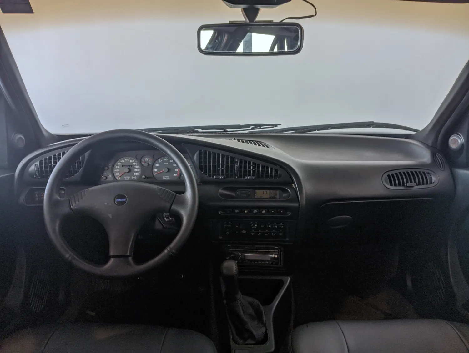 Tempra - Foto #10 do anúncio à venda de Carro clássico