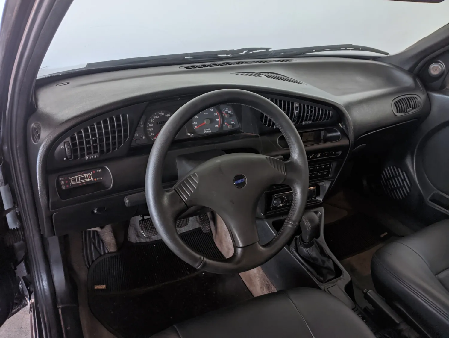 Tempra - Foto #12 do anúncio à venda de Carro clássico