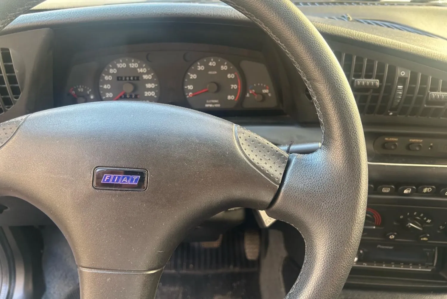 Tempra - Foto #13 do anúncio à venda de Carro clássico