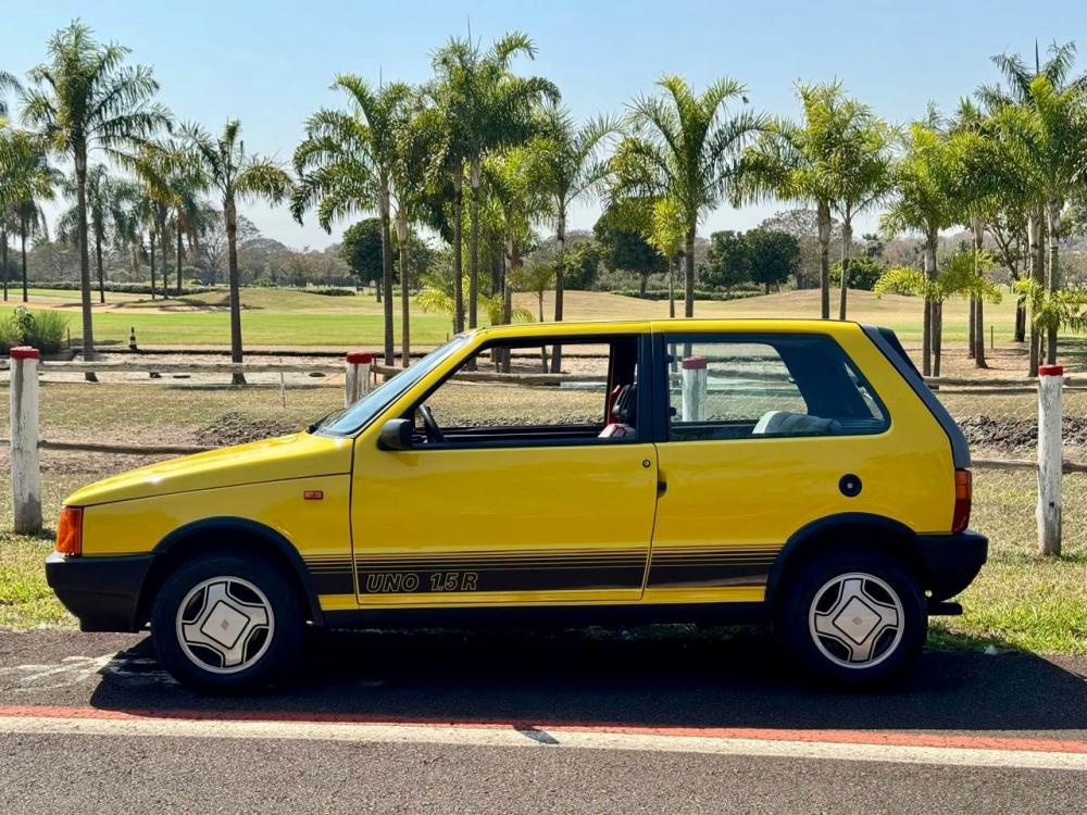 Uno - Foto #14 do anúncio à venda de Carro clássico