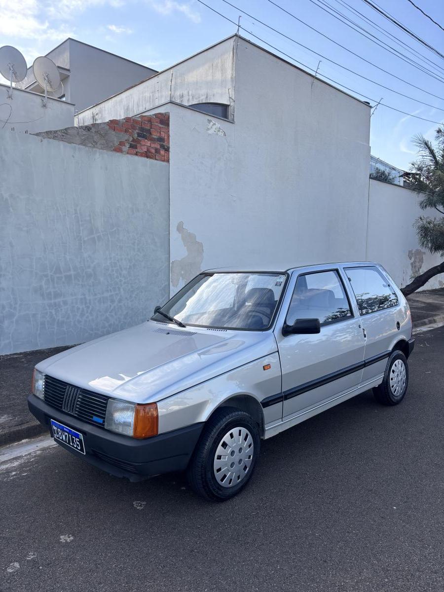 Uno - Foto #8 do anúncio à venda de Carro clássico