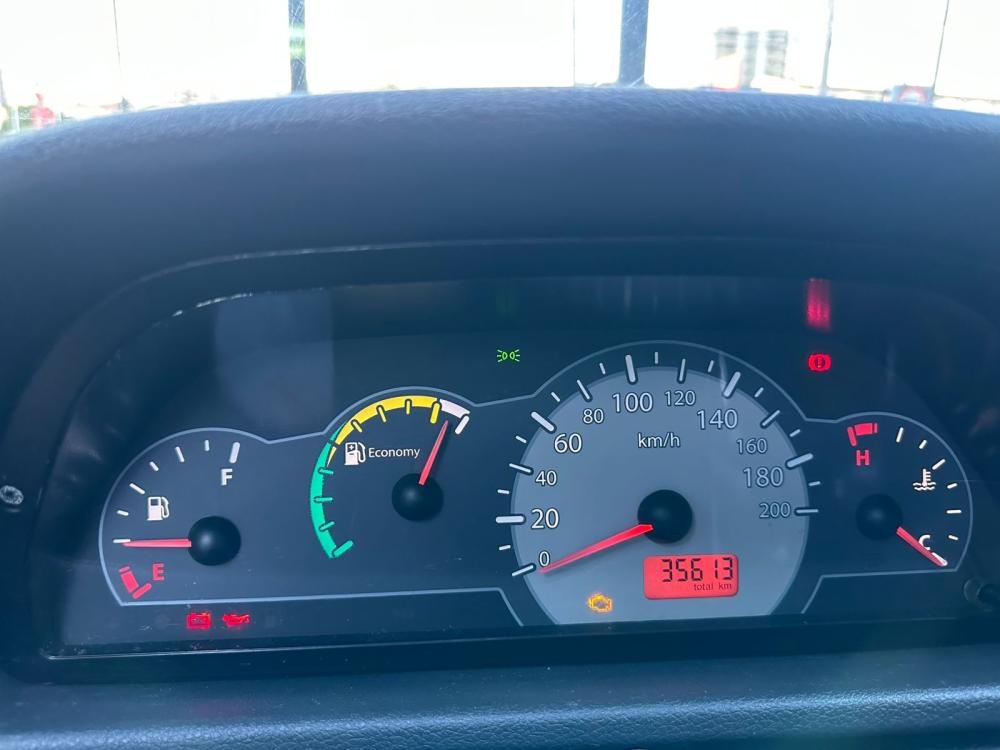 Uno - Foto #4 do anúncio à venda de Carro clássico
