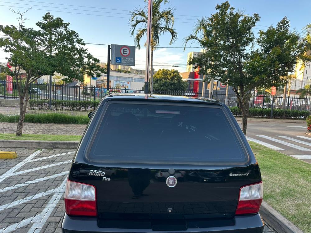 Uno - Foto #9 do anúncio à venda de Carro clássico