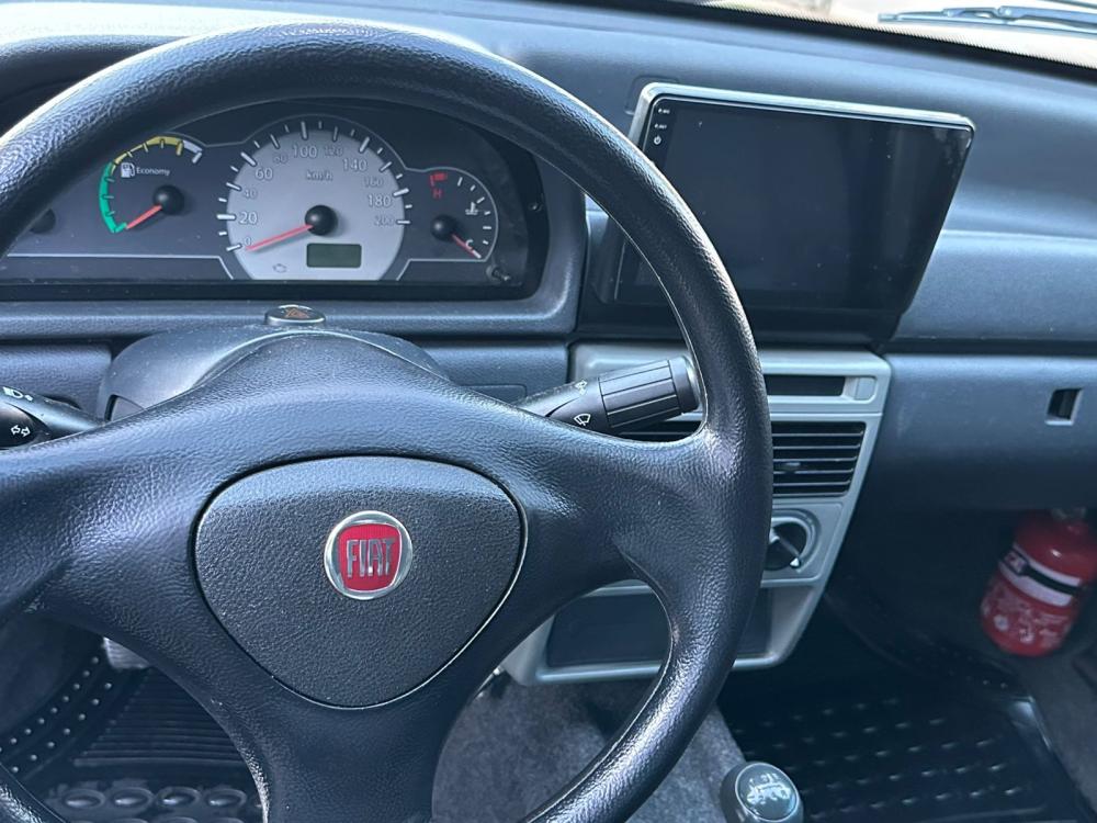 Uno - Foto #17 do anúncio à venda de Carro clássico