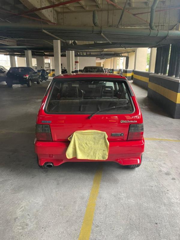 Uno - Foto #4 do anúncio à venda de Carro clássico