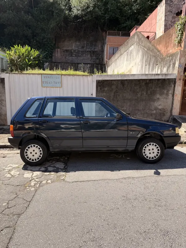 Uno - Foto #4 do anúncio à venda de Carro clássico