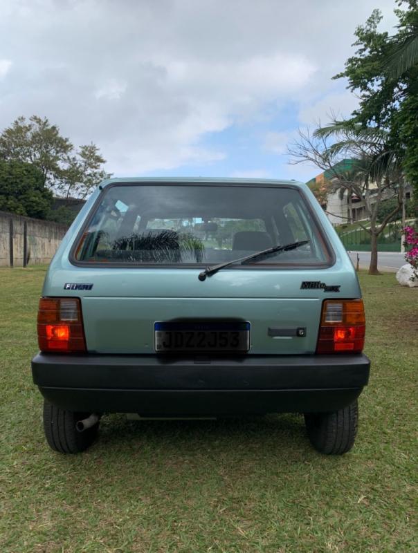 Uno - Foto #2 do anúncio à venda de Carro clássico