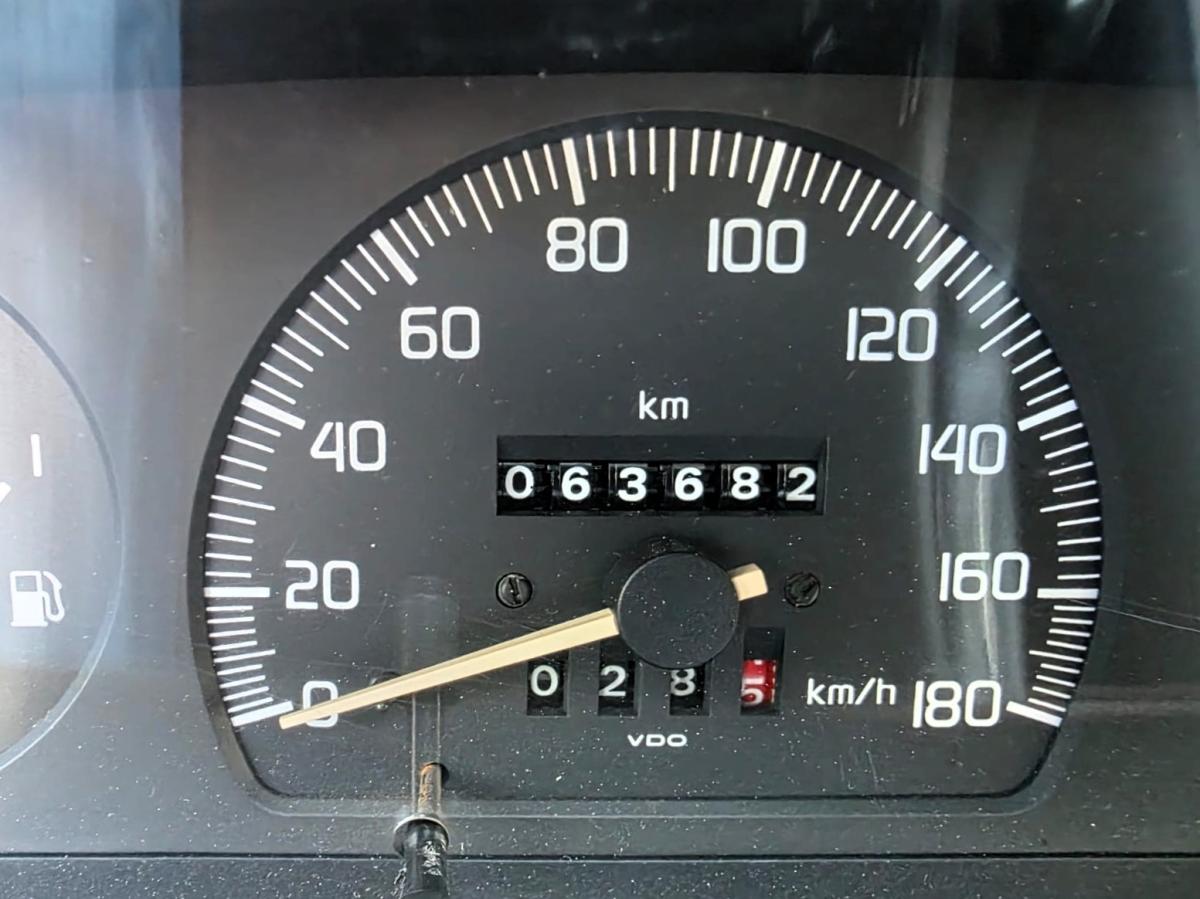 Uno - Foto #6 do anúncio à venda de Carro clássico