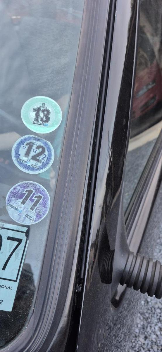 Uno - Foto #7 do anúncio à venda de Carro clássico
