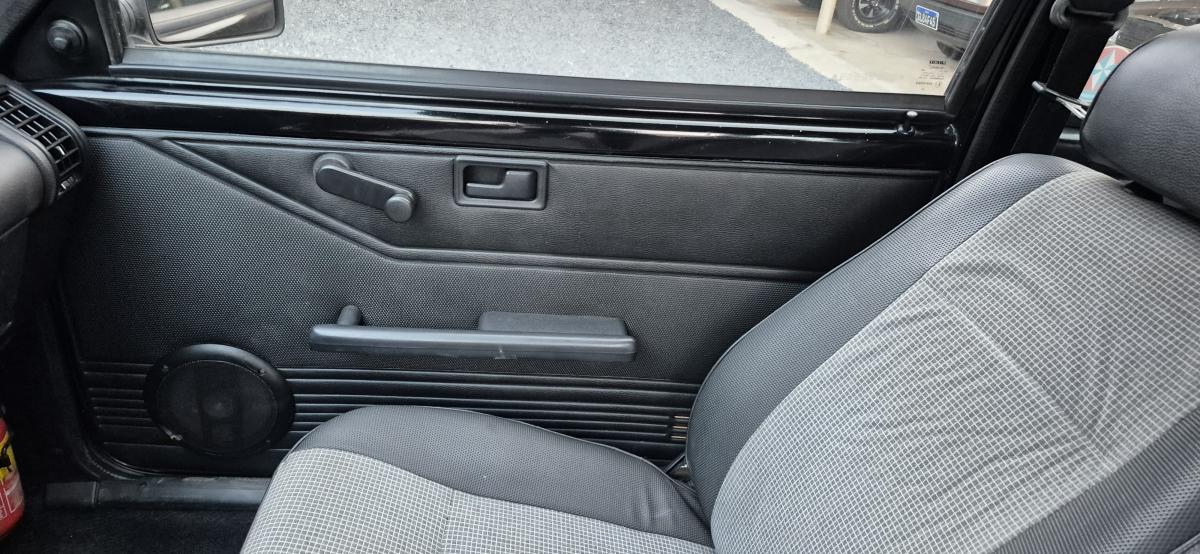 Uno - Foto #31 do anúncio à venda de Carro clássico