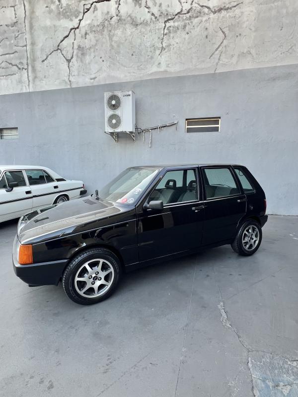 Uno - Foto #9 do anúncio à venda de Carro clássico