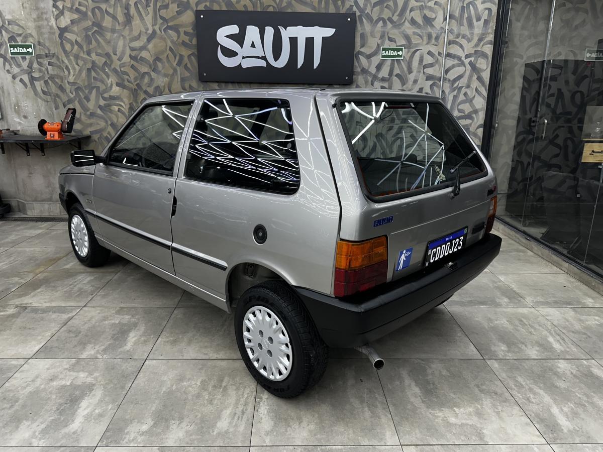 Uno - Foto #16 do anúncio à venda de Carro clássico