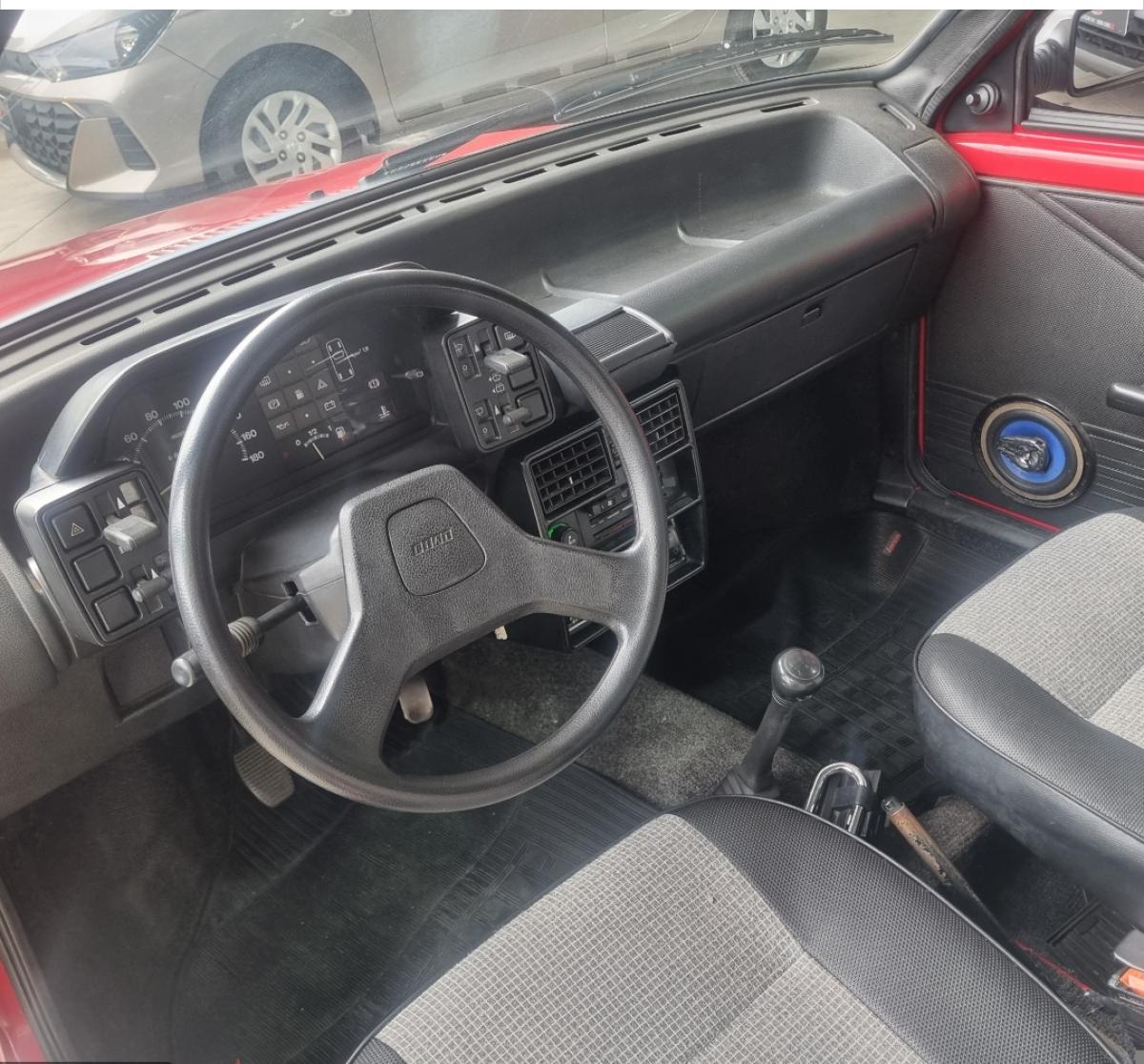 Uno - Foto #9 do anúncio à venda de Carro clássico