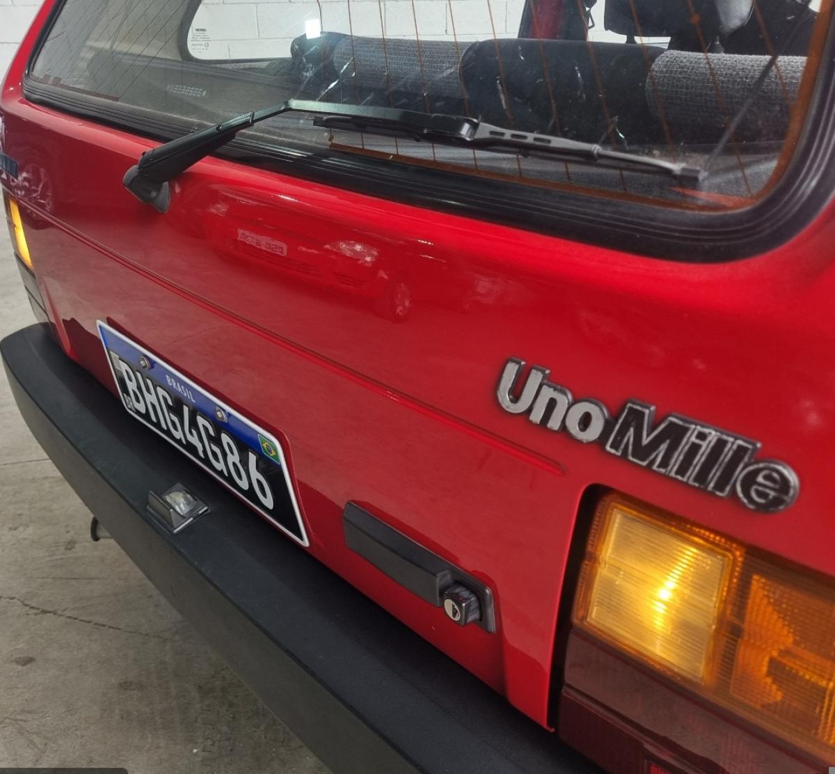 Uno - Foto #37 do anúncio à venda de Carro clássico