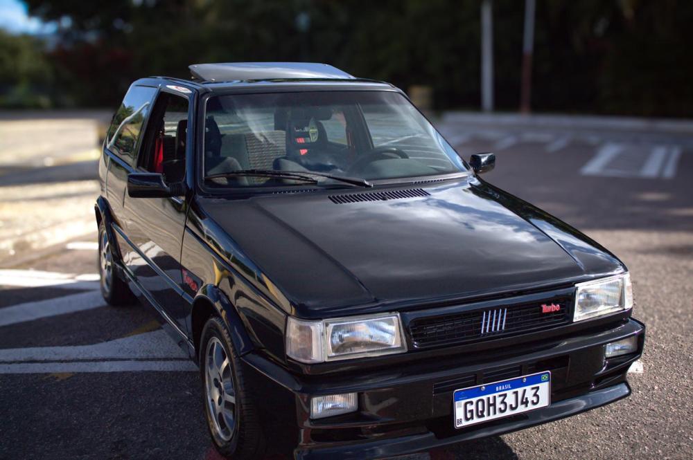 Uno - Foto #3 do anúncio à venda de Carro clássico