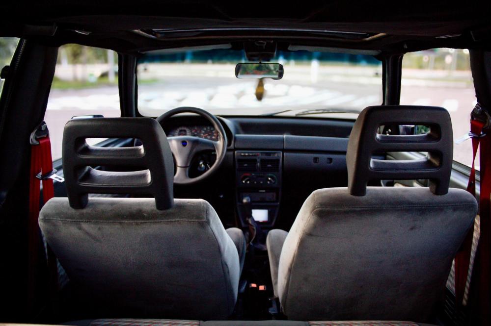 Uno - Foto #4 do anúncio à venda de Carro clássico