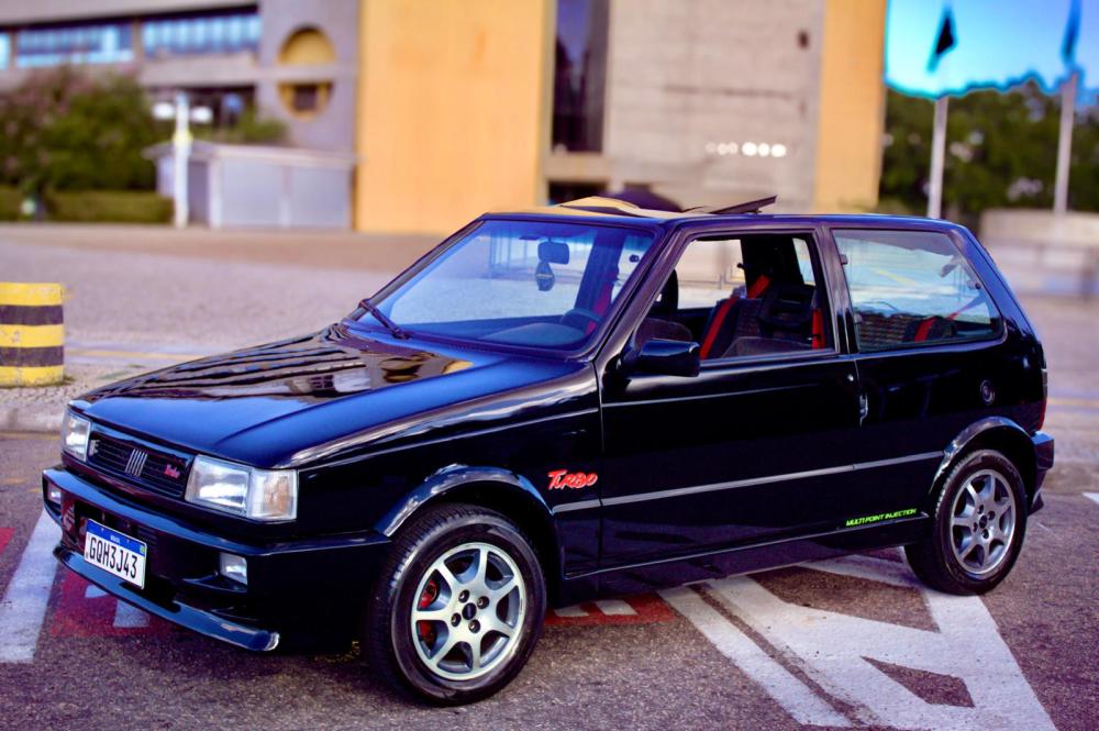 Uno - Foto #7 do anúncio à venda de Carro clássico