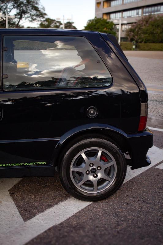 Uno - Foto #10 do anúncio à venda de Carro clássico