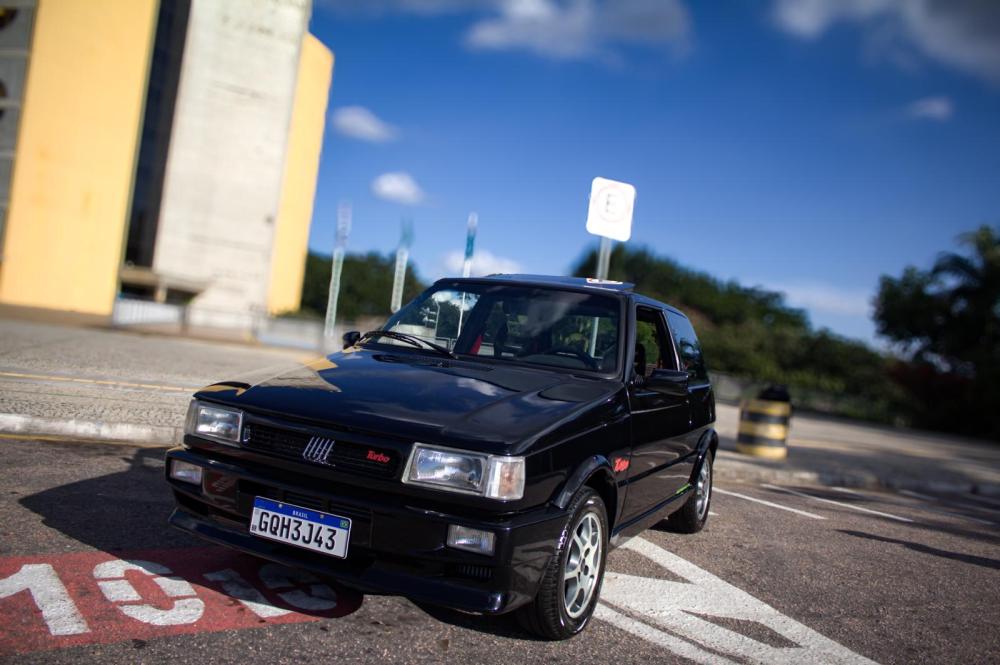 Uno - Foto #14 do anúncio à venda de Carro clássico