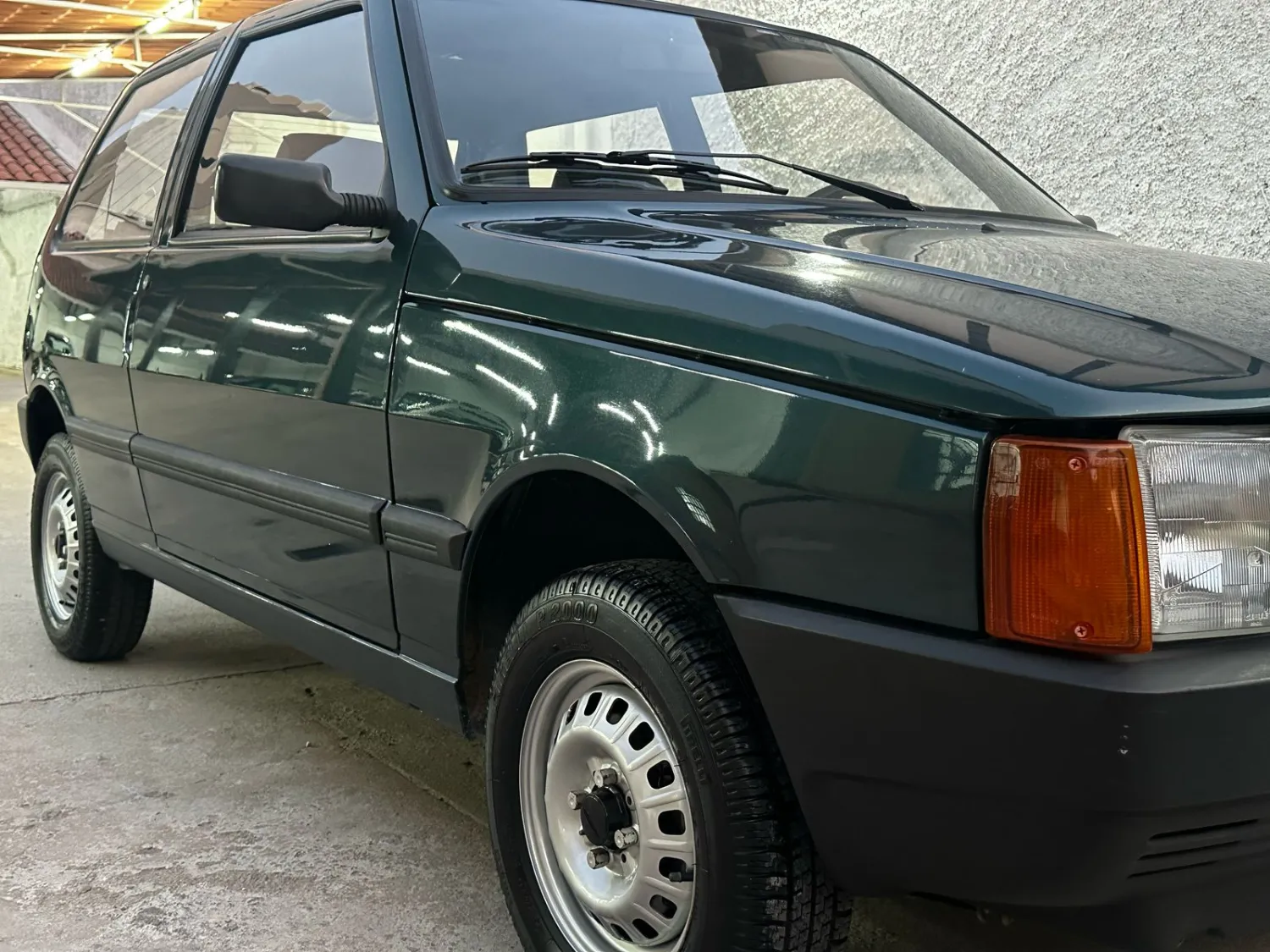 Uno - Foto #25 do anúncio à venda de Carro clássico