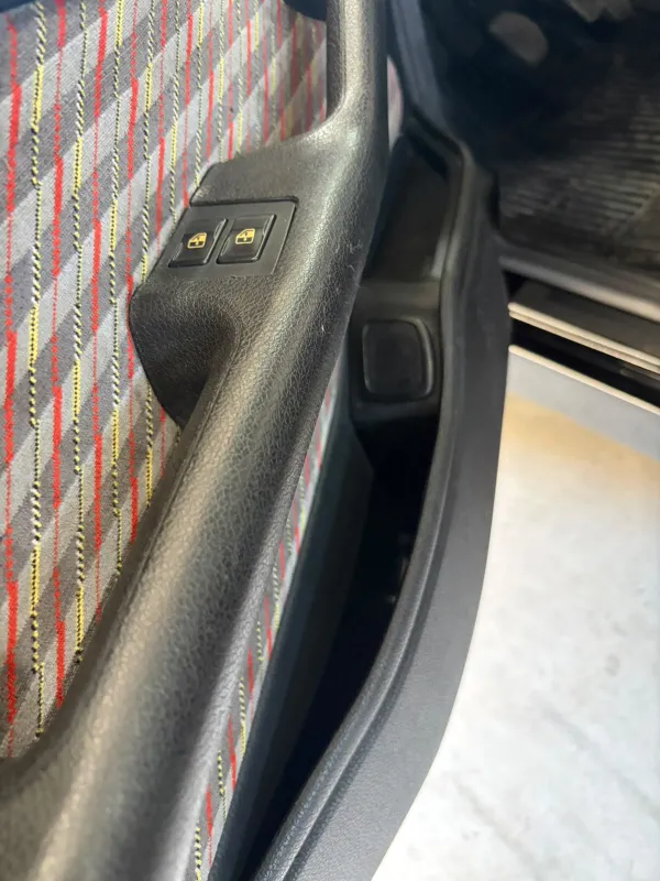 avv-fiat-uno-venda-23e3307-imagem-018