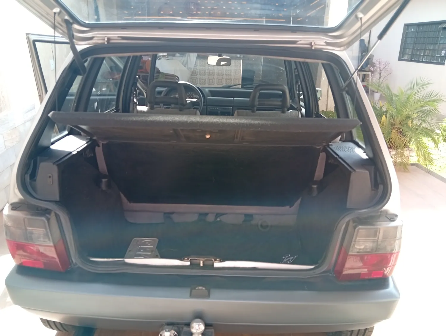 Uno - Foto #9 do anúncio à venda de Carro clássico