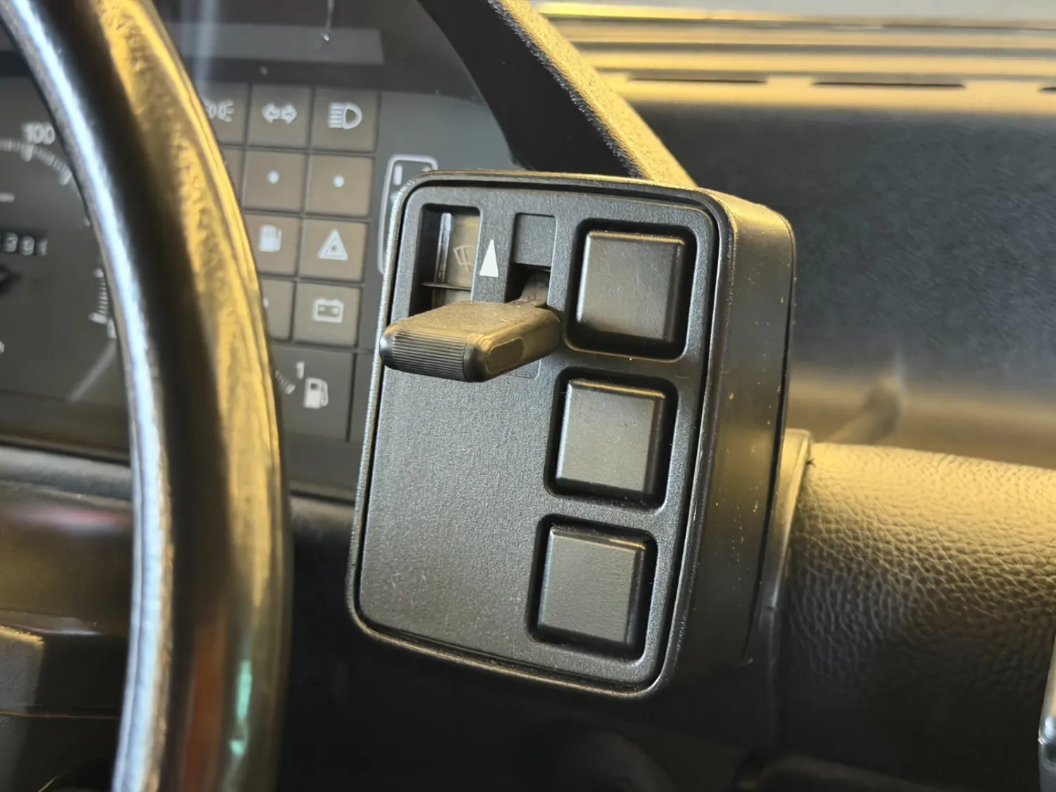 avv-fiat-uno-venda-2cc9a40-imagem-007
