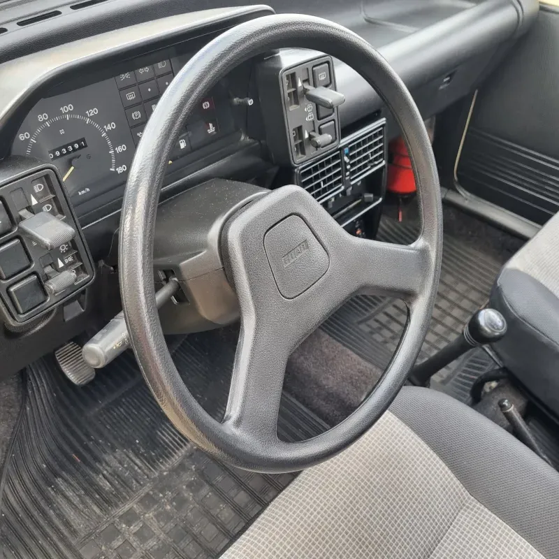 Uno - Foto #20 do anúncio à venda de Carro clássico