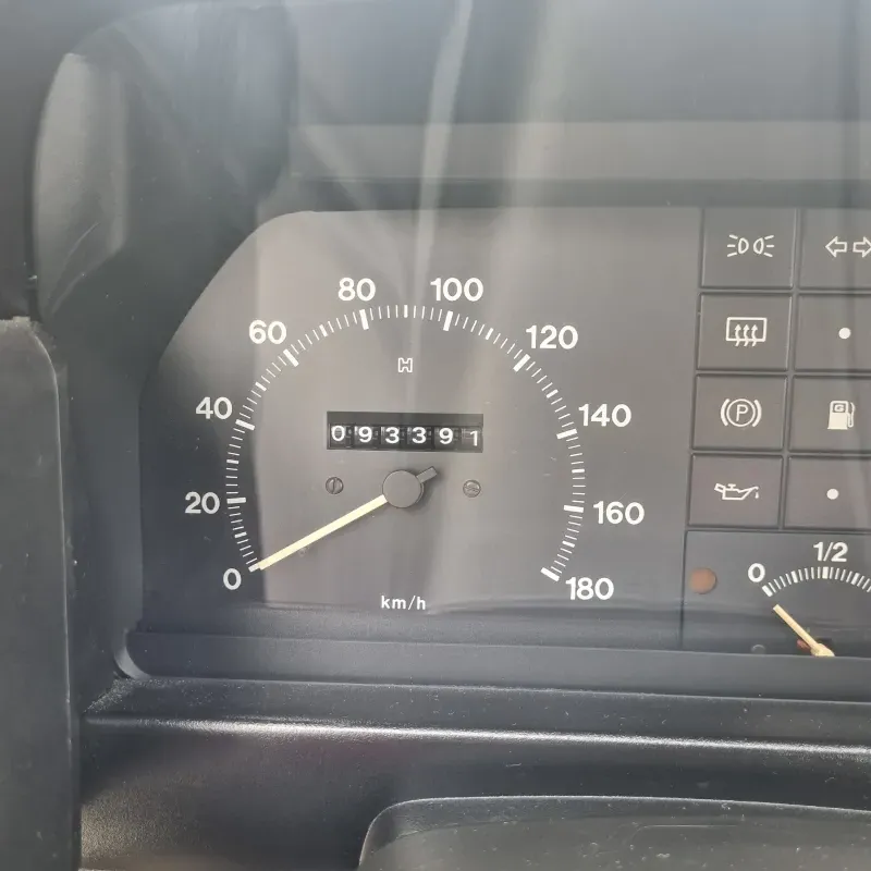 Uno - Foto #21 do anúncio à venda de Carro clássico