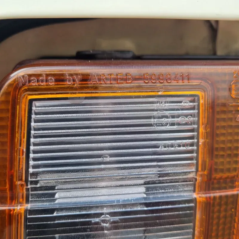 Uno - Foto #30 do anúncio à venda de Carro clássico