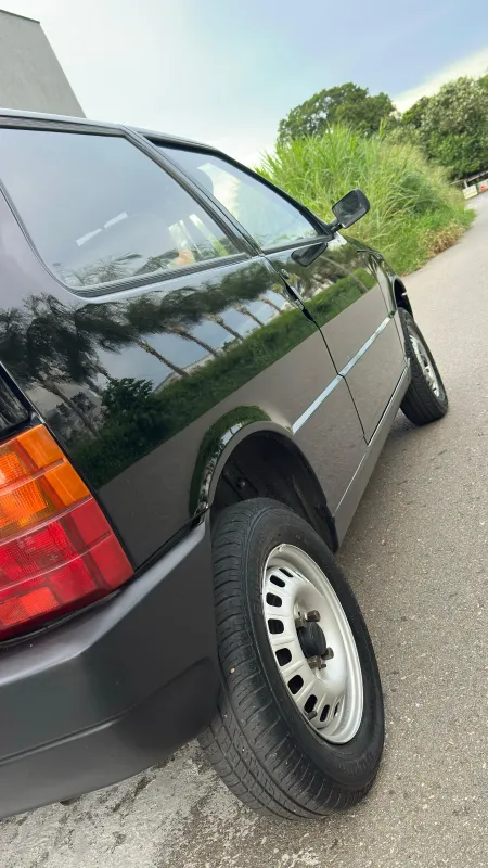 Uno - Foto #4 do anúncio à venda de Carro clássico