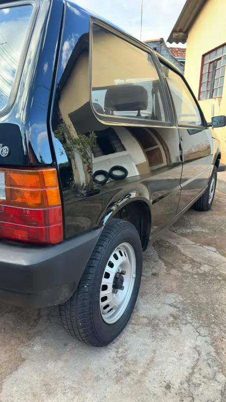 Uno - Foto #19 do anúncio à venda de Carro clássico