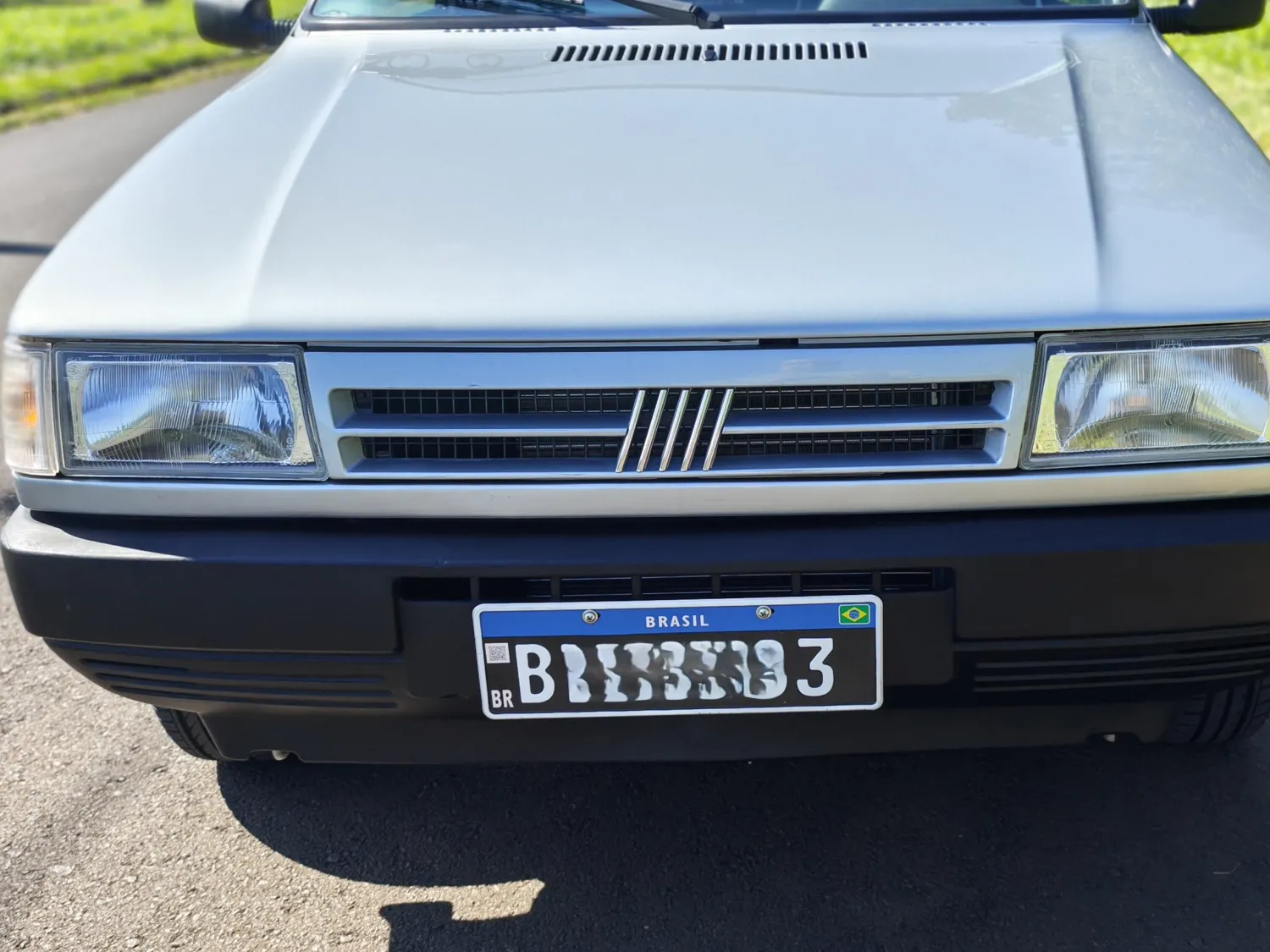 Uno - Foto #4 do anúncio à venda de Carro clássico