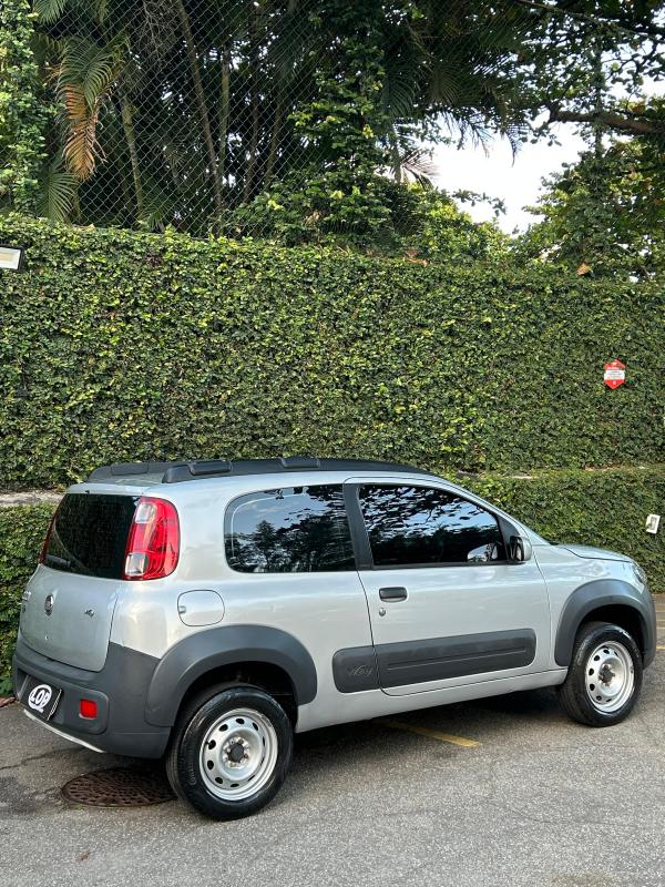 Uno - Foto #11 do anúncio à venda de Carro clássico