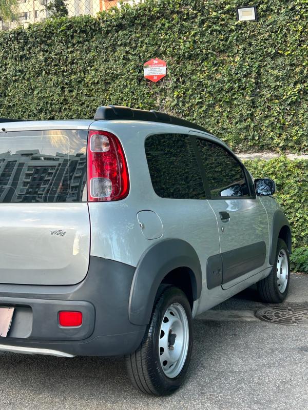 Uno - Foto #15 do anúncio à venda de Carro clássico