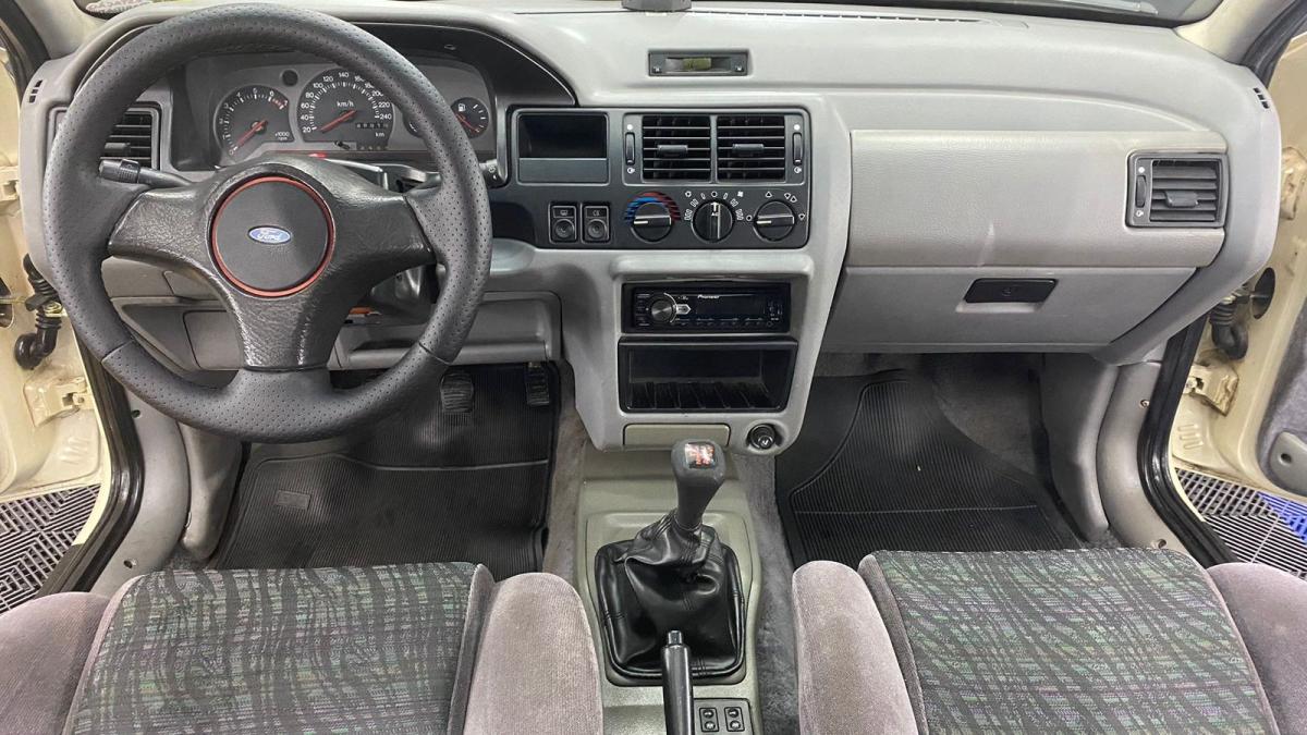 Escort - Foto #12 do anúncio à venda de Carro clássico