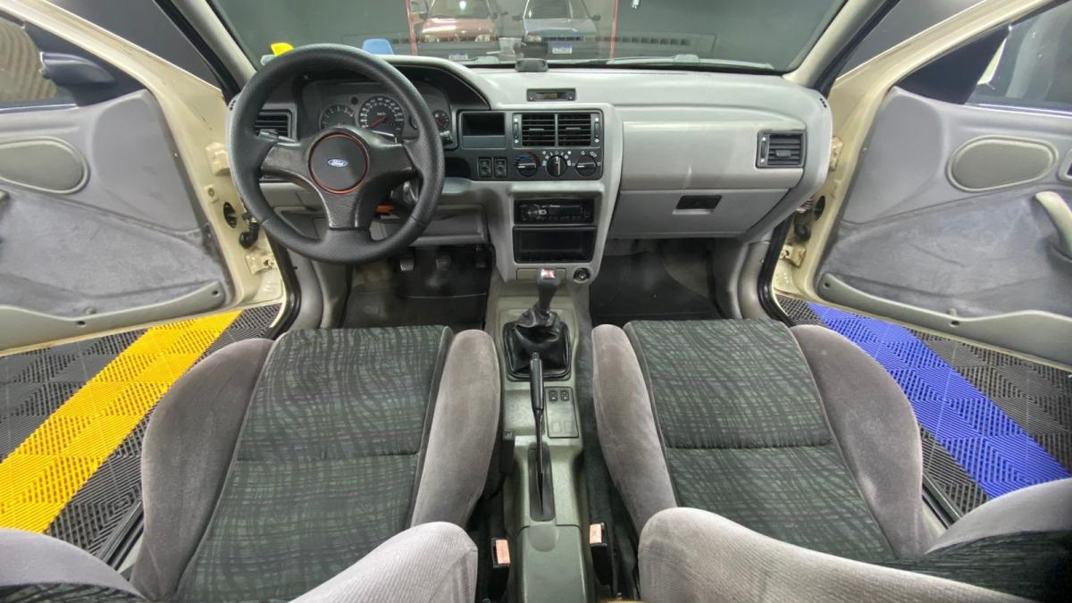 Escort - Foto #13 do anúncio à venda de Carro clássico