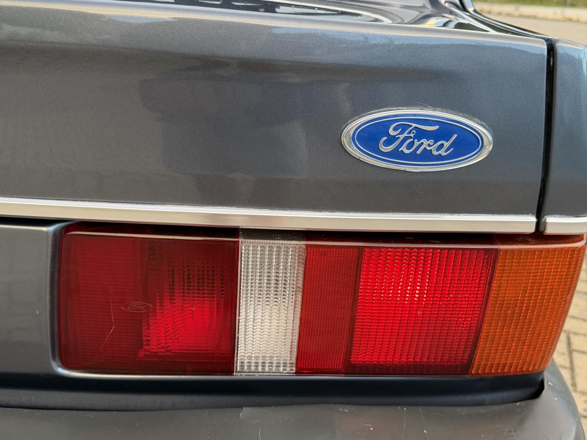 Escort - Foto #4 do anúncio à venda de Carro clássico
