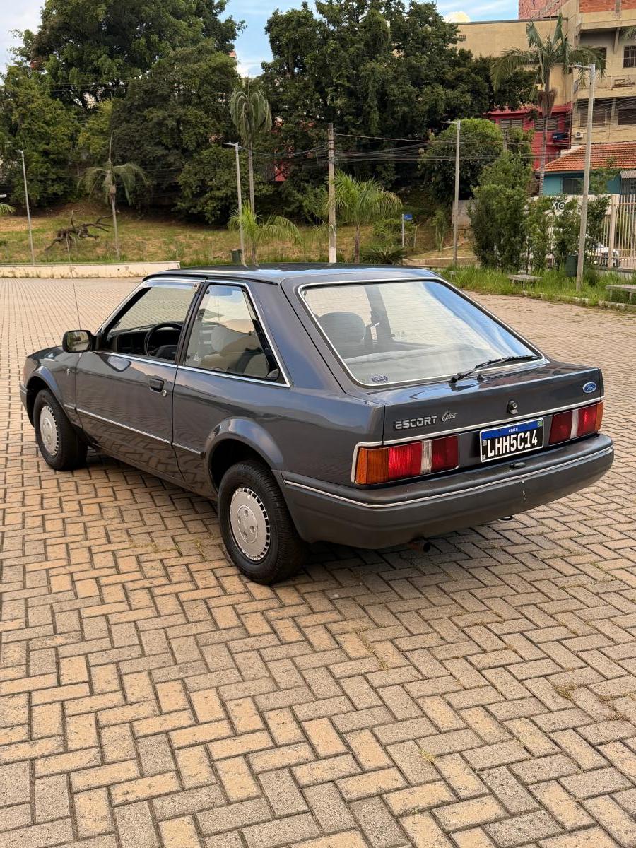 Escort - Foto #5 do anúncio à venda de Carro clássico