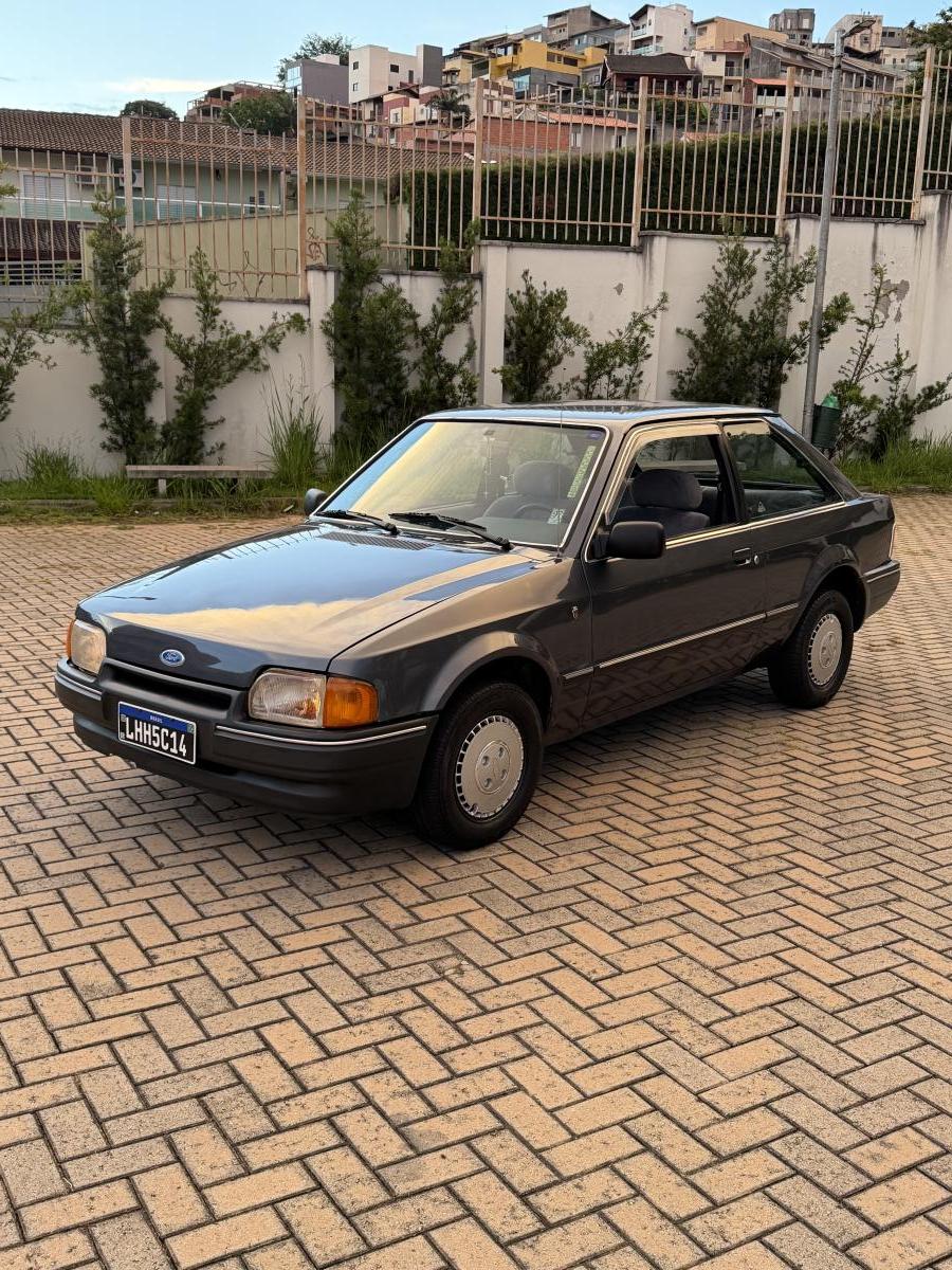 Escort - Foto #7 do anúncio à venda de Carro clássico