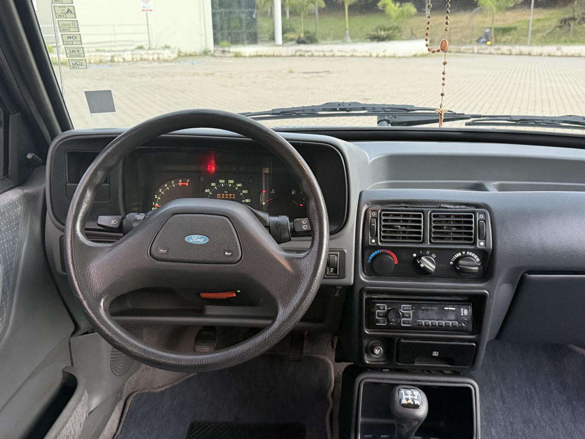Escort - Foto #11 do anúncio à venda de Carro clássico
