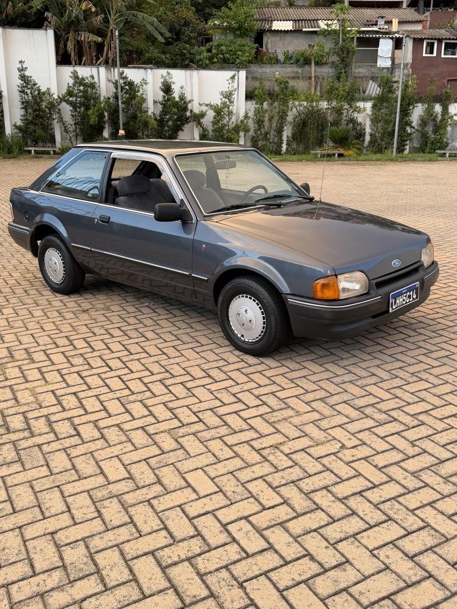Escort - Foto #15 do anúncio à venda de Carro clássico