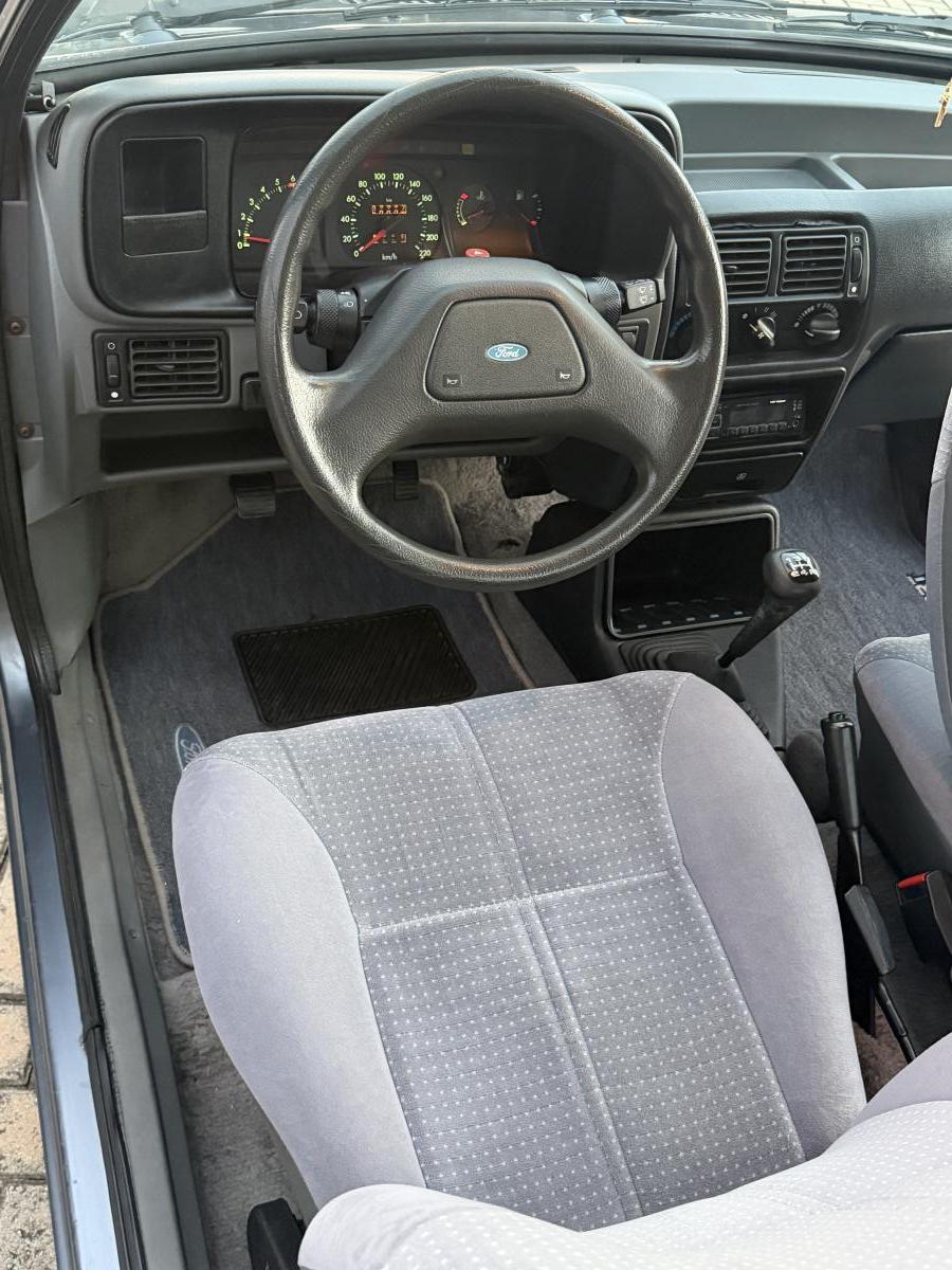 Escort - Foto #20 do anúncio à venda de Carro clássico