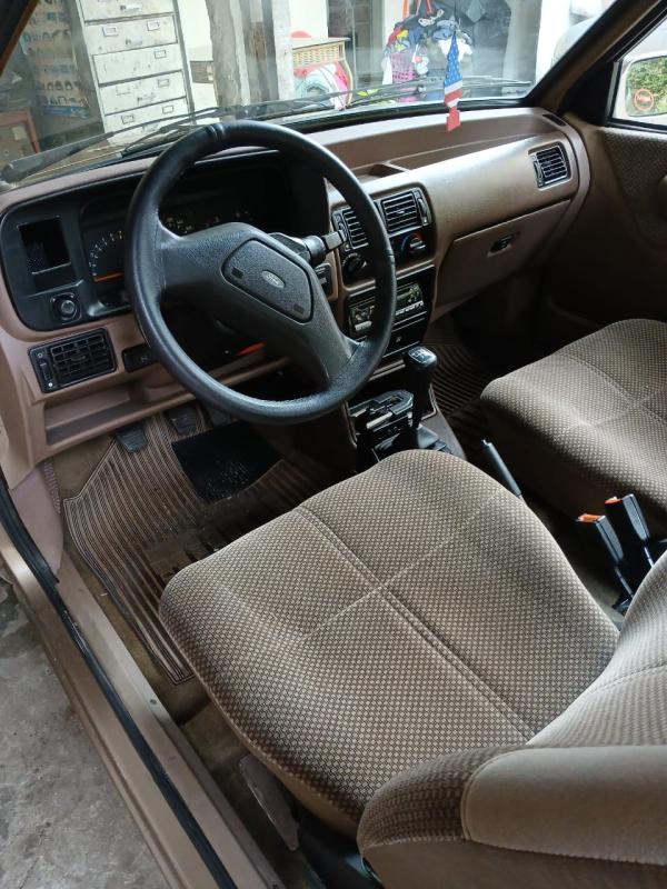 Escort - Foto #5 do anúncio à venda de Carro clássico