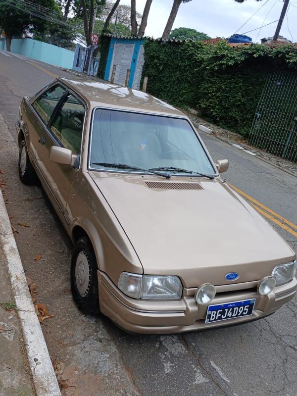 Escort - Foto #13 do anúncio à venda de Carro clássico
