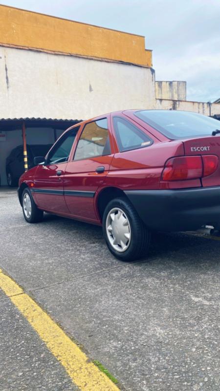 Escort - Foto #3 do anúncio à venda de Carro clássico