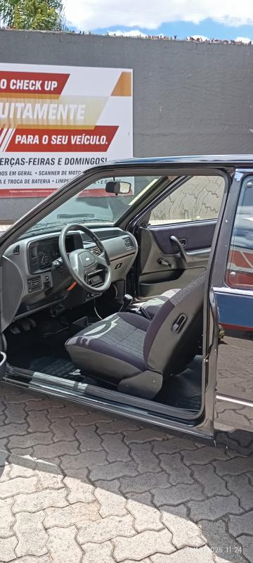 Escort - Foto #2 do anúncio à venda de Carro clássico