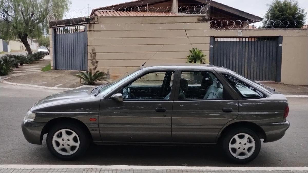Escort - Foto #19 do anúncio à venda de Carro clássico
