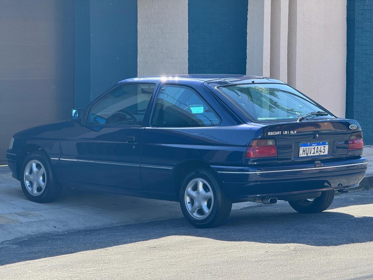 Escort - Foto #2 do anúncio à venda de Carro clássico